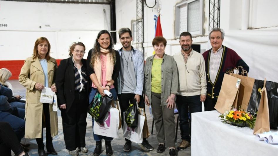 La AMDC participó del acto de colación de Residencias Médicas del Hospital "Jaime Ferré"
