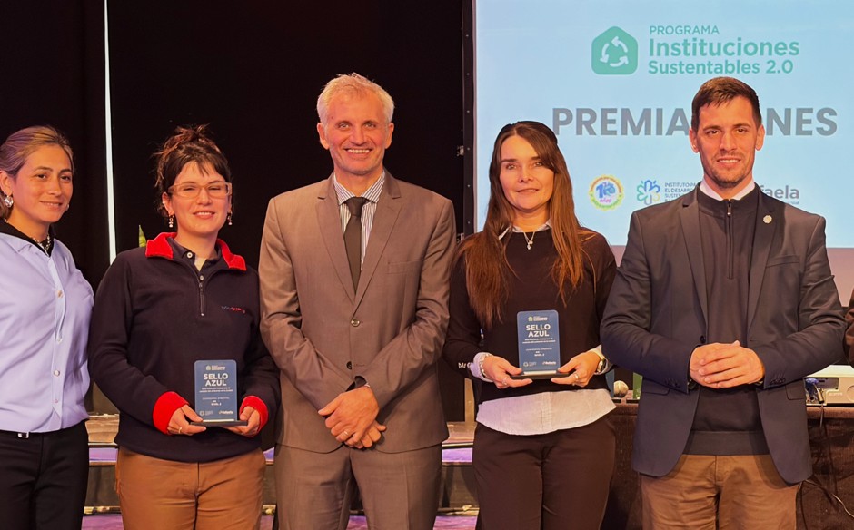 La AMDC y Centro Asistencial obtuvieron Sello Ambiental por su compromiso con el cuidado del planeta